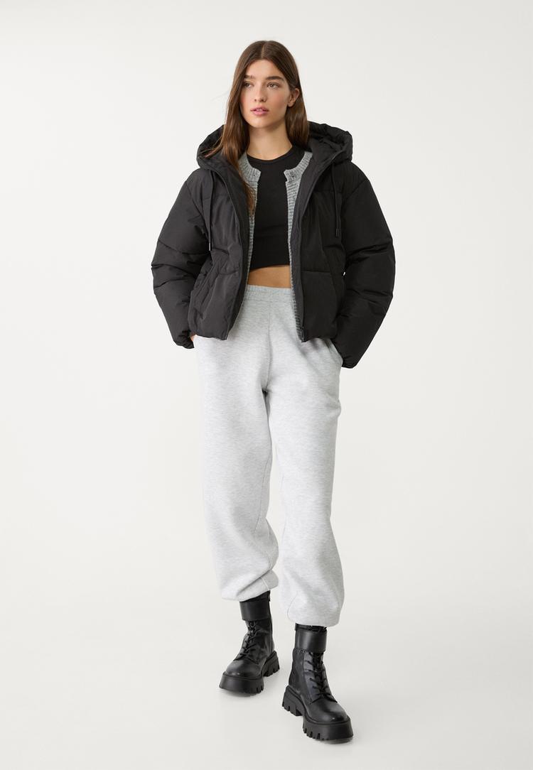 cazadora acolchada oversize capucha
