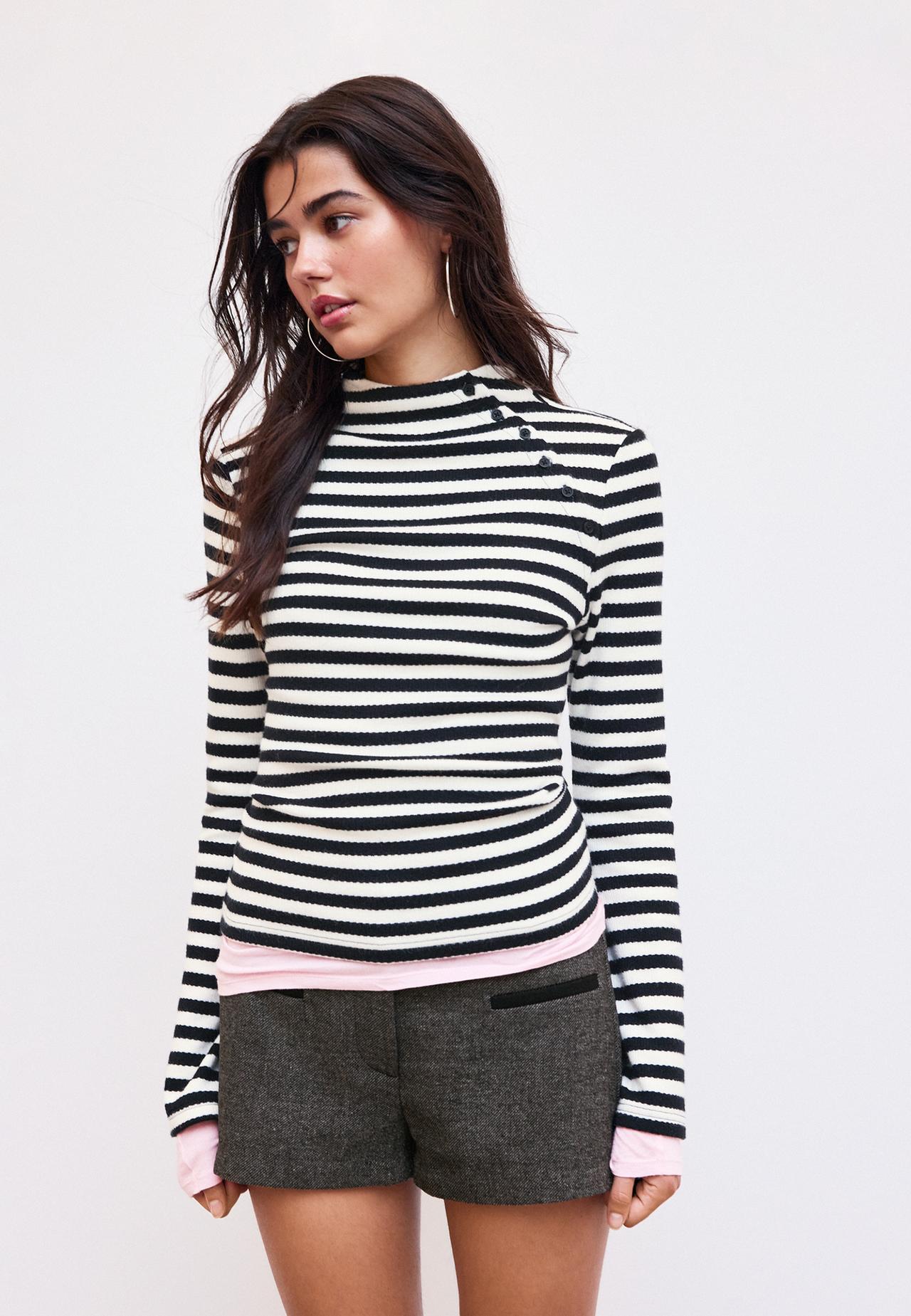 Smart shorts with piped detail — Dark grey