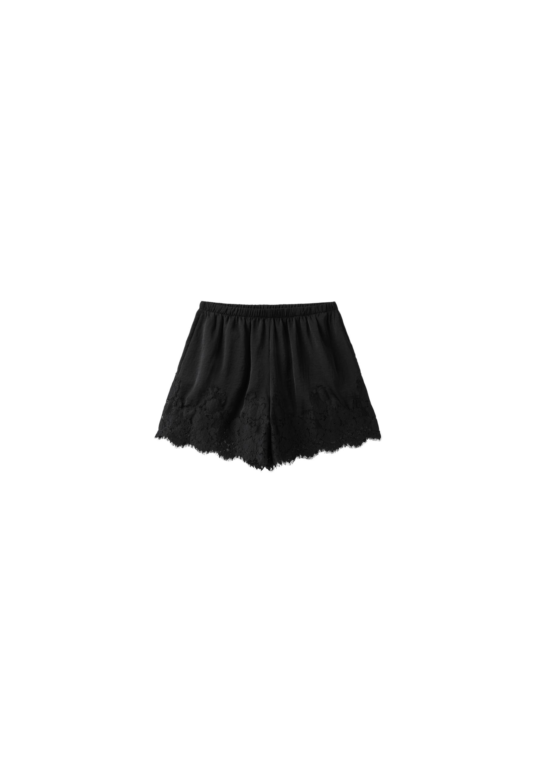 Satin lace shorts — Black