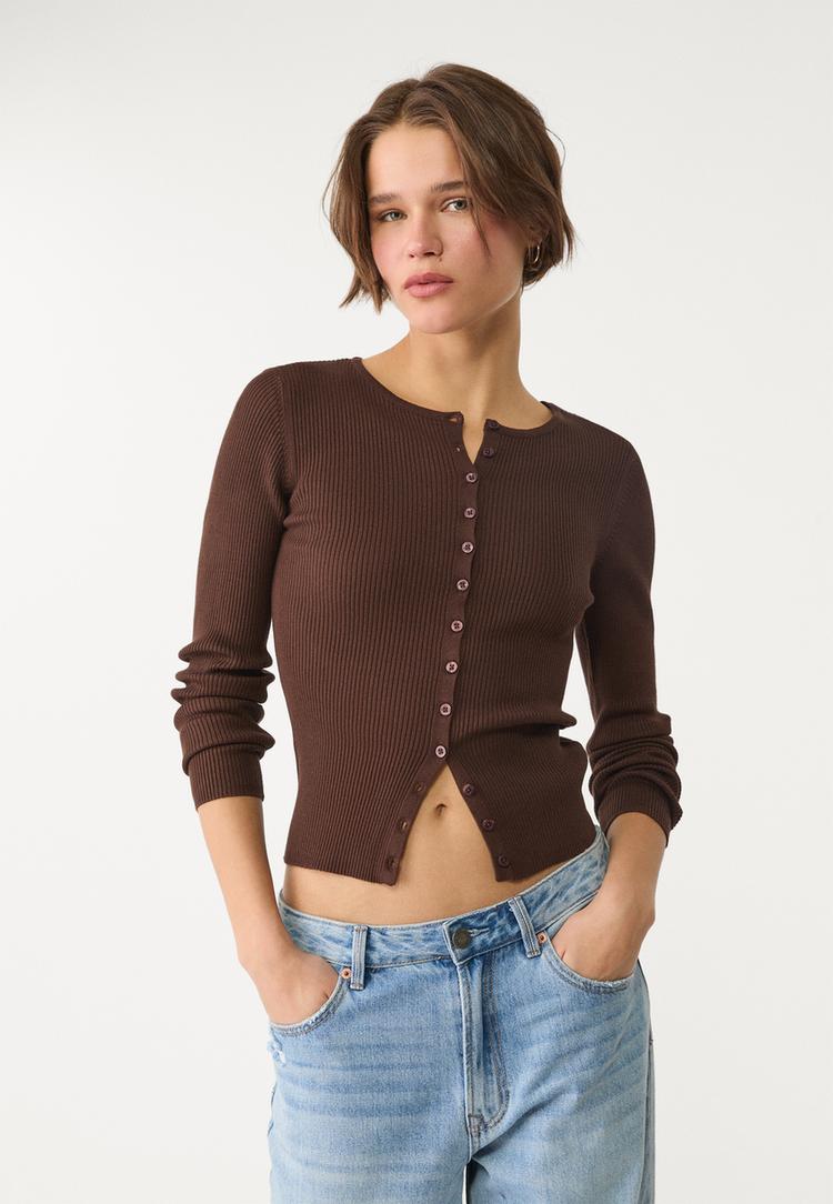 chaqueta de punto canale botones