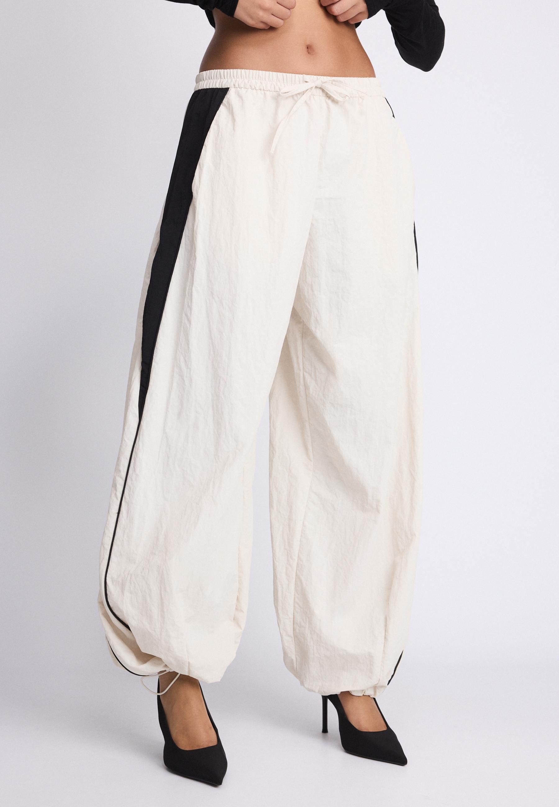 Contrast jogger trousers — Ecru