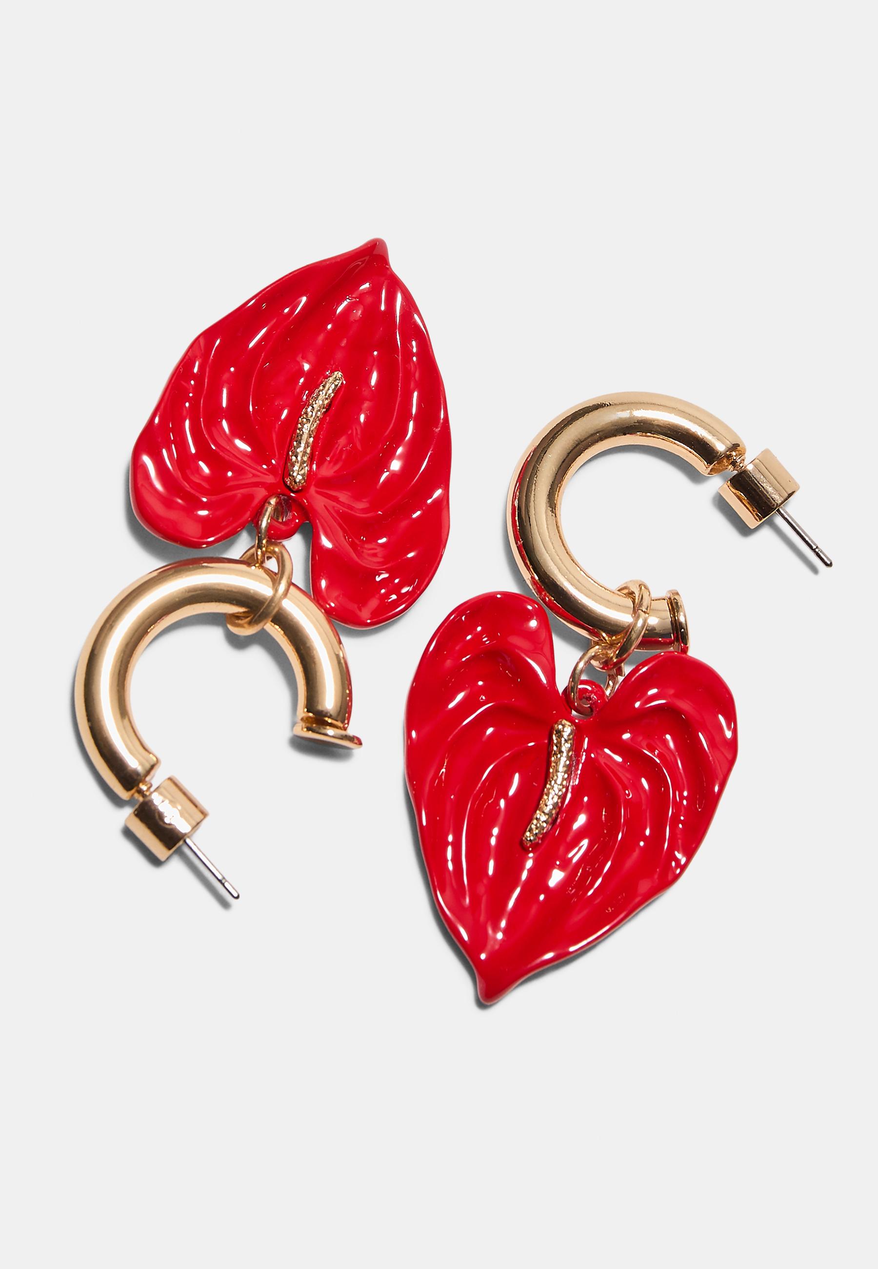 Flower earrings — Gold