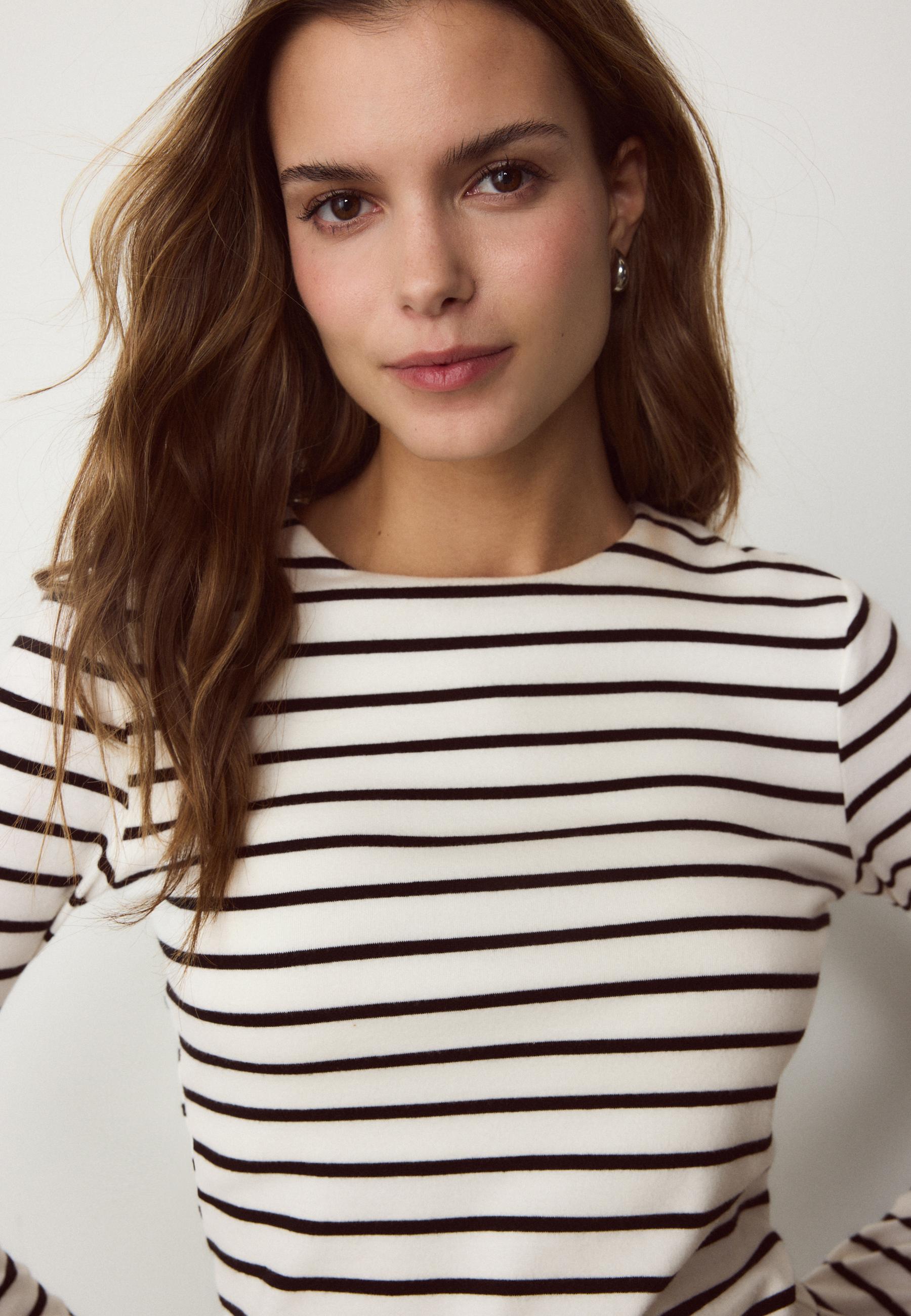 Basic long sleeve striped T-shirt — Ecru