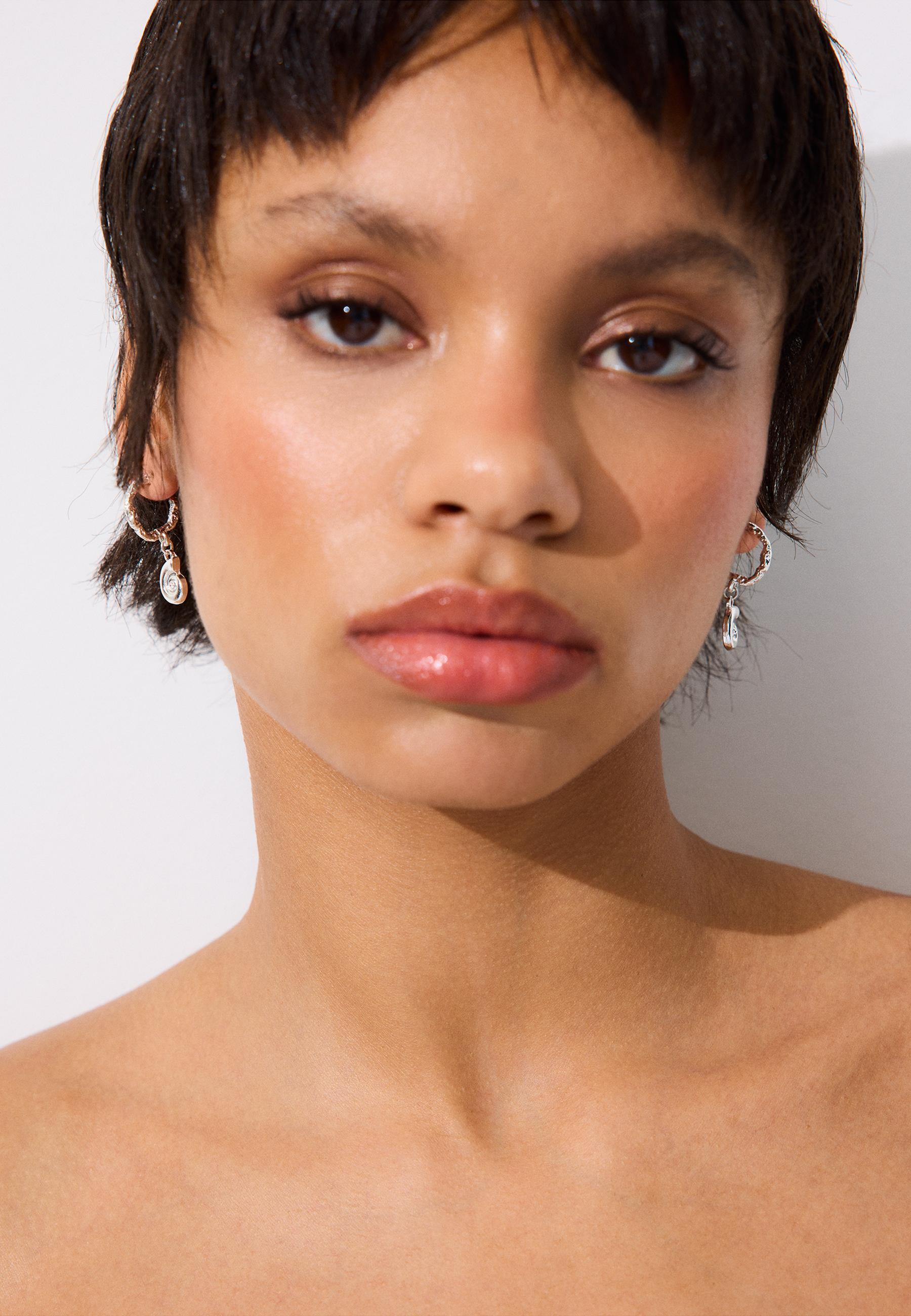 Set of 9 rhinestone starfish earrings — Grey