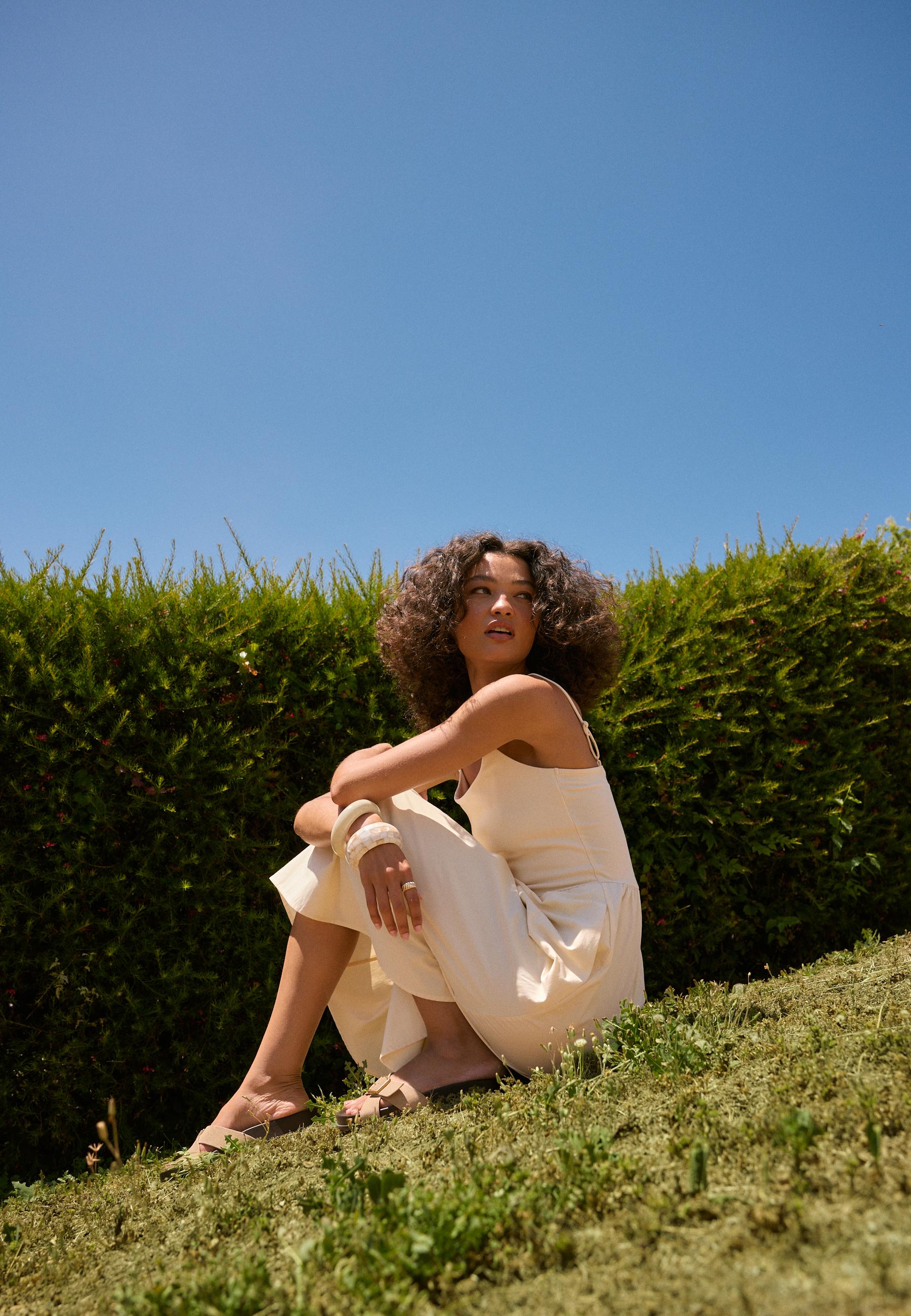 Two-material strappy midi dress — Ecru