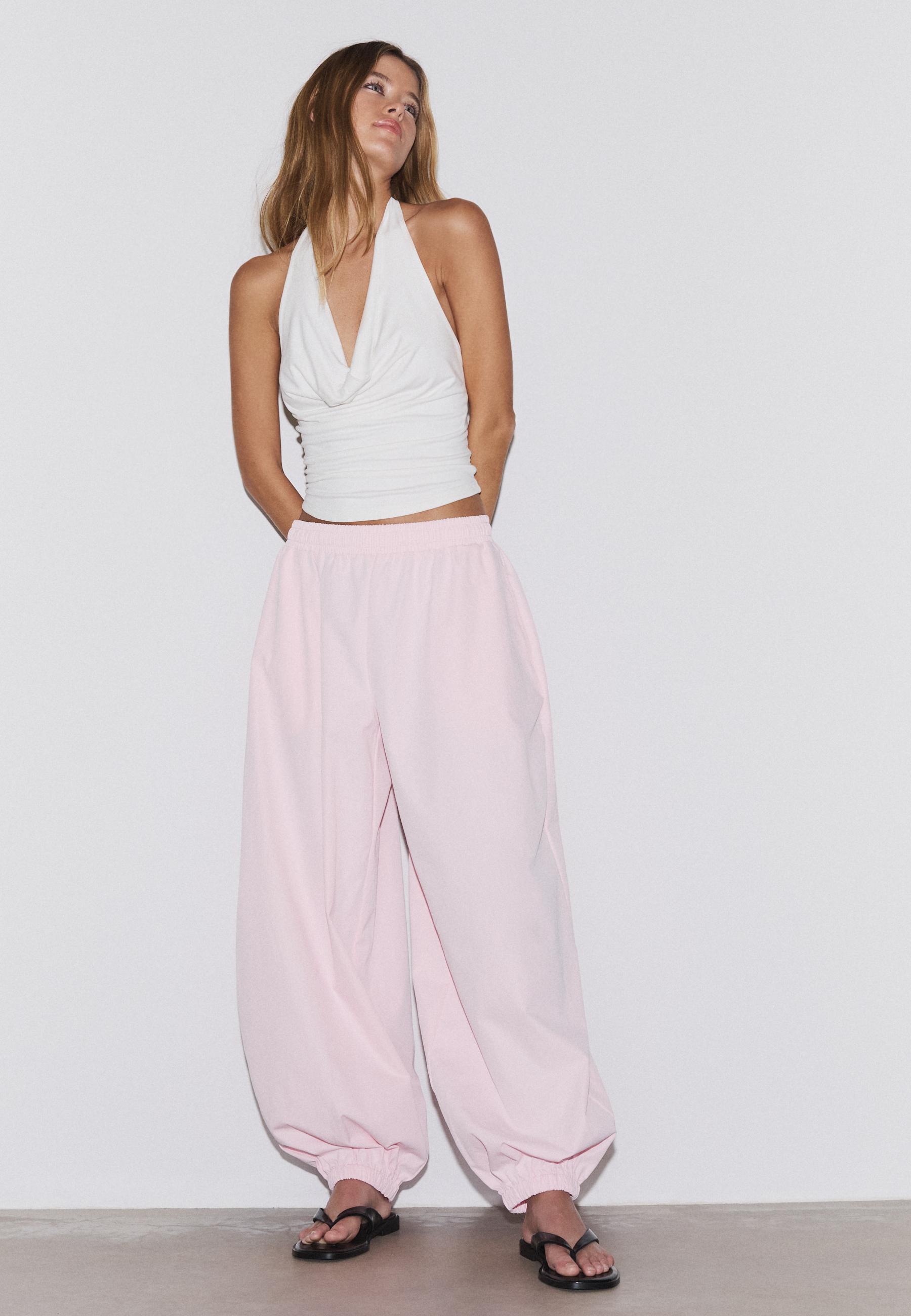 Technical balloon parachute trousers — Pastel pink