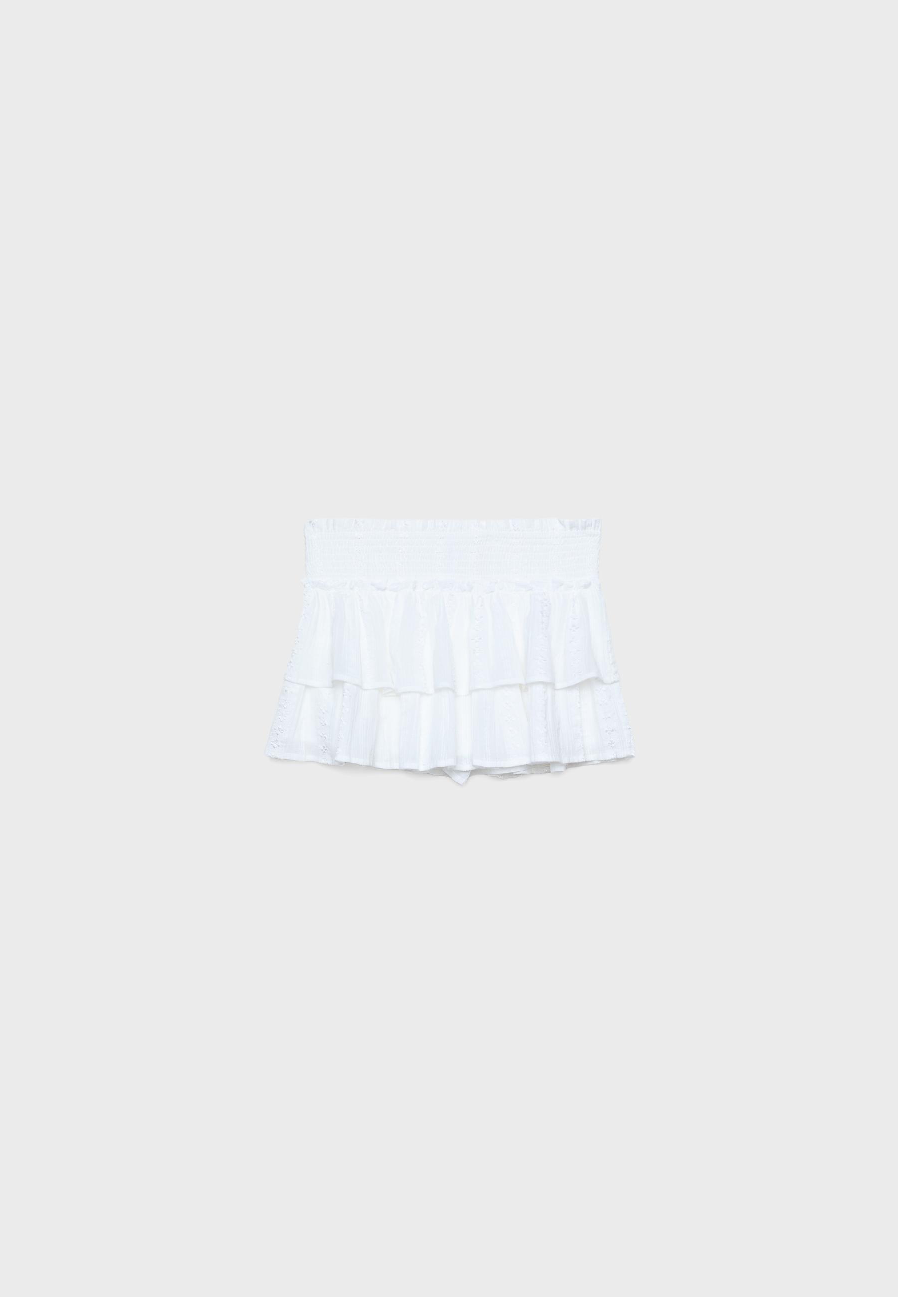 Flowing skort with ruffles — White