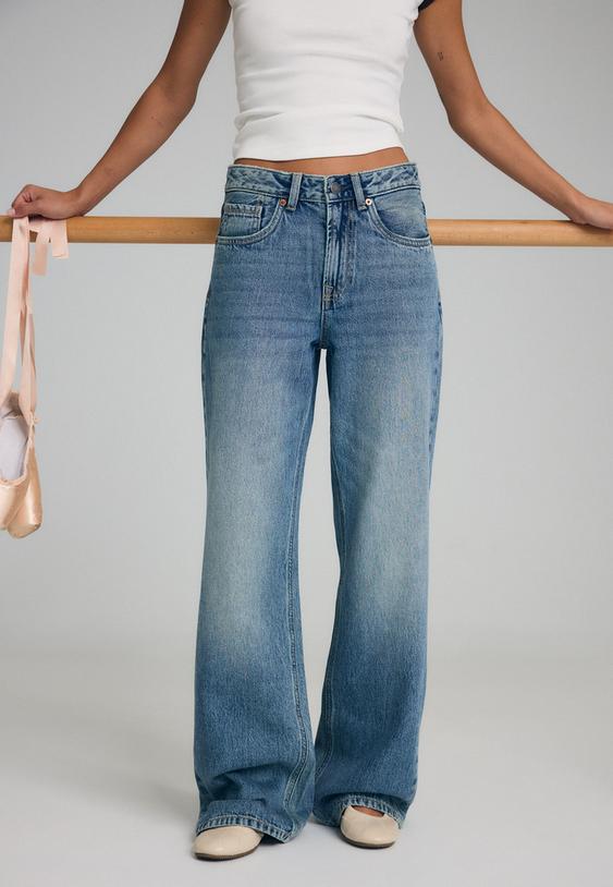 Stradivarius D92 Recht Model Jeans Met Brede Pijpen Overgeverfde Denim Wassing 44