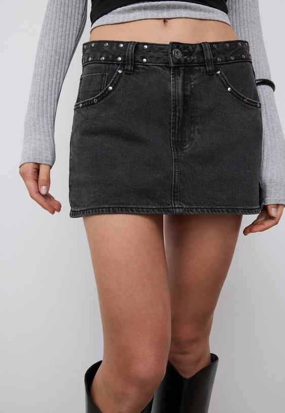 d62 falda pantalon denim tachas