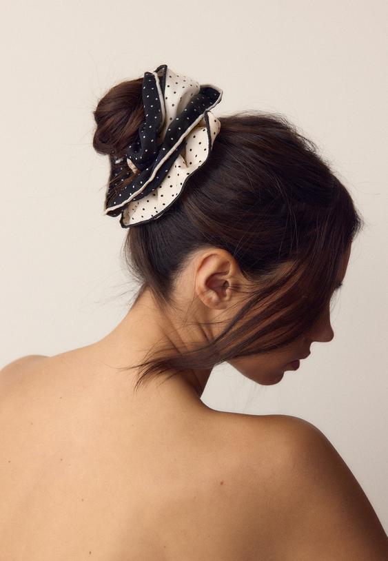 Stradivarius Set Of 2 Maxi Scrunchies Black Os