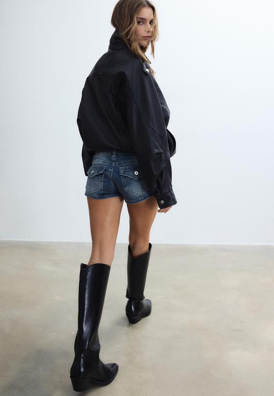 Stradivarius D76 Micro-Jeansshorts Mittelblauer Denim-Washed-Look 42