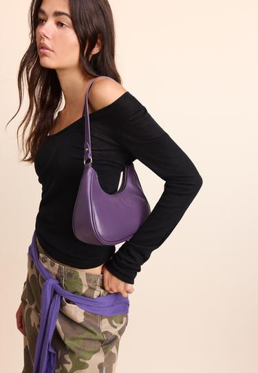 Half-moon shoulder bag — Burgundy 2