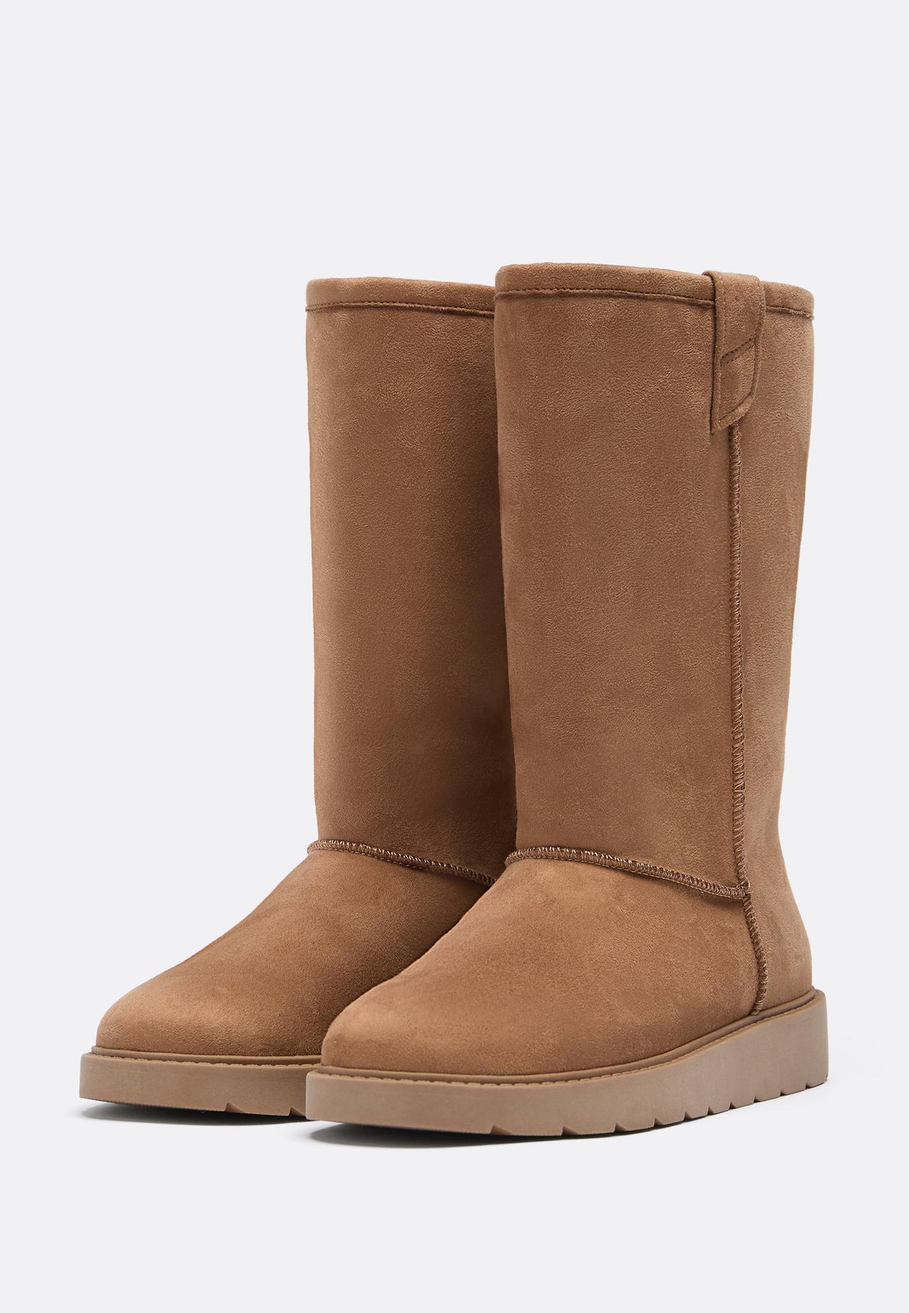 Flat water-repellent boots — TAN