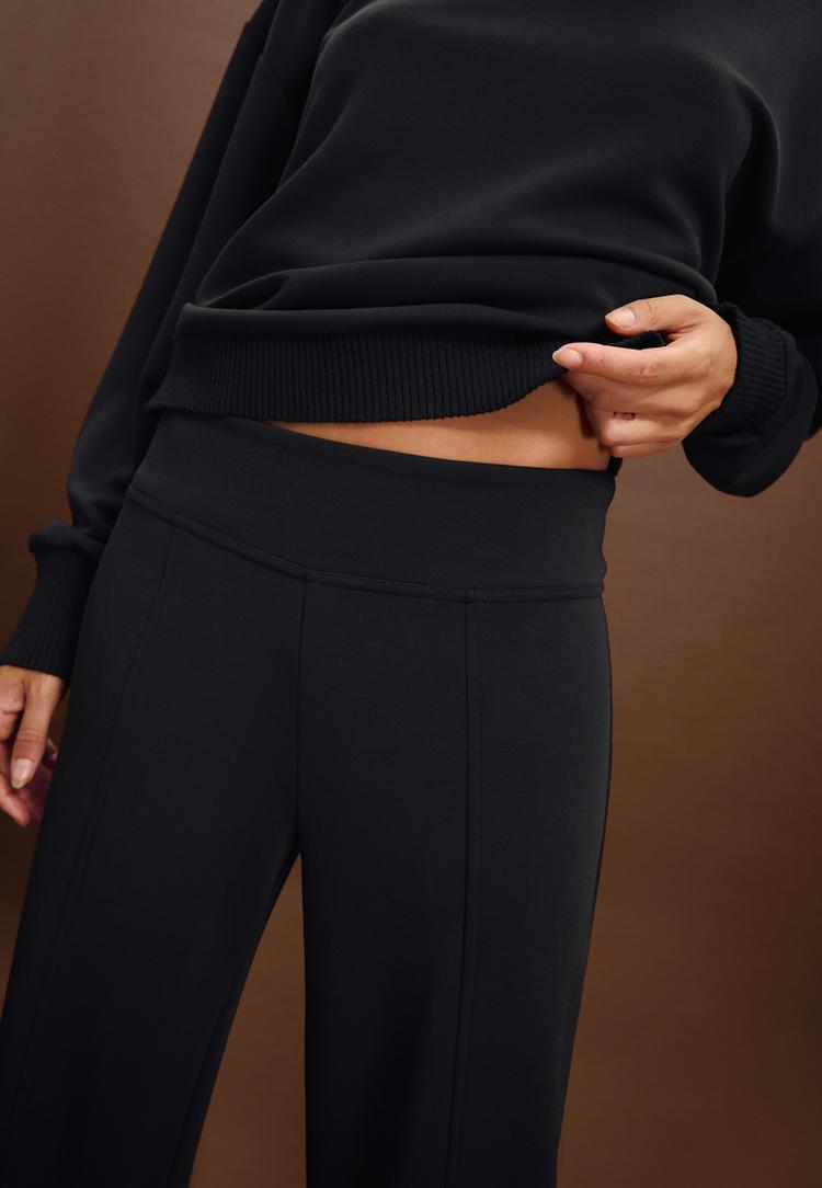 pantalon jogger recto nervio tacto suave