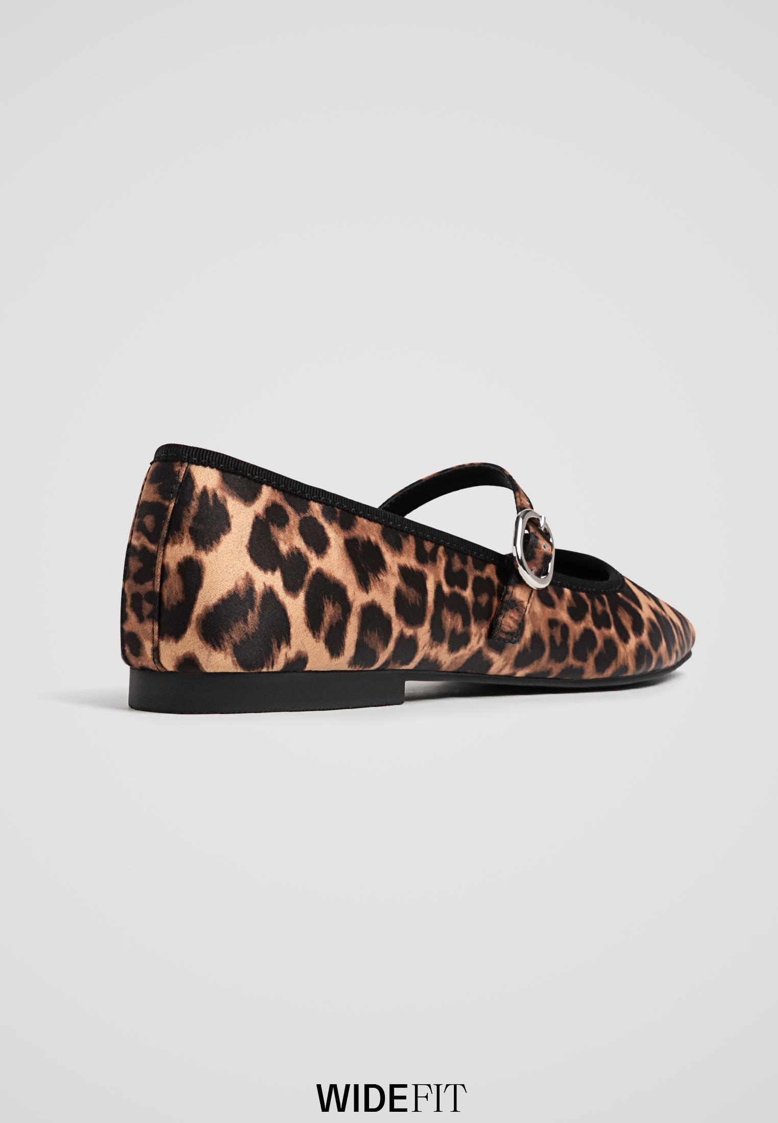 Wide fit leopard orders print flats