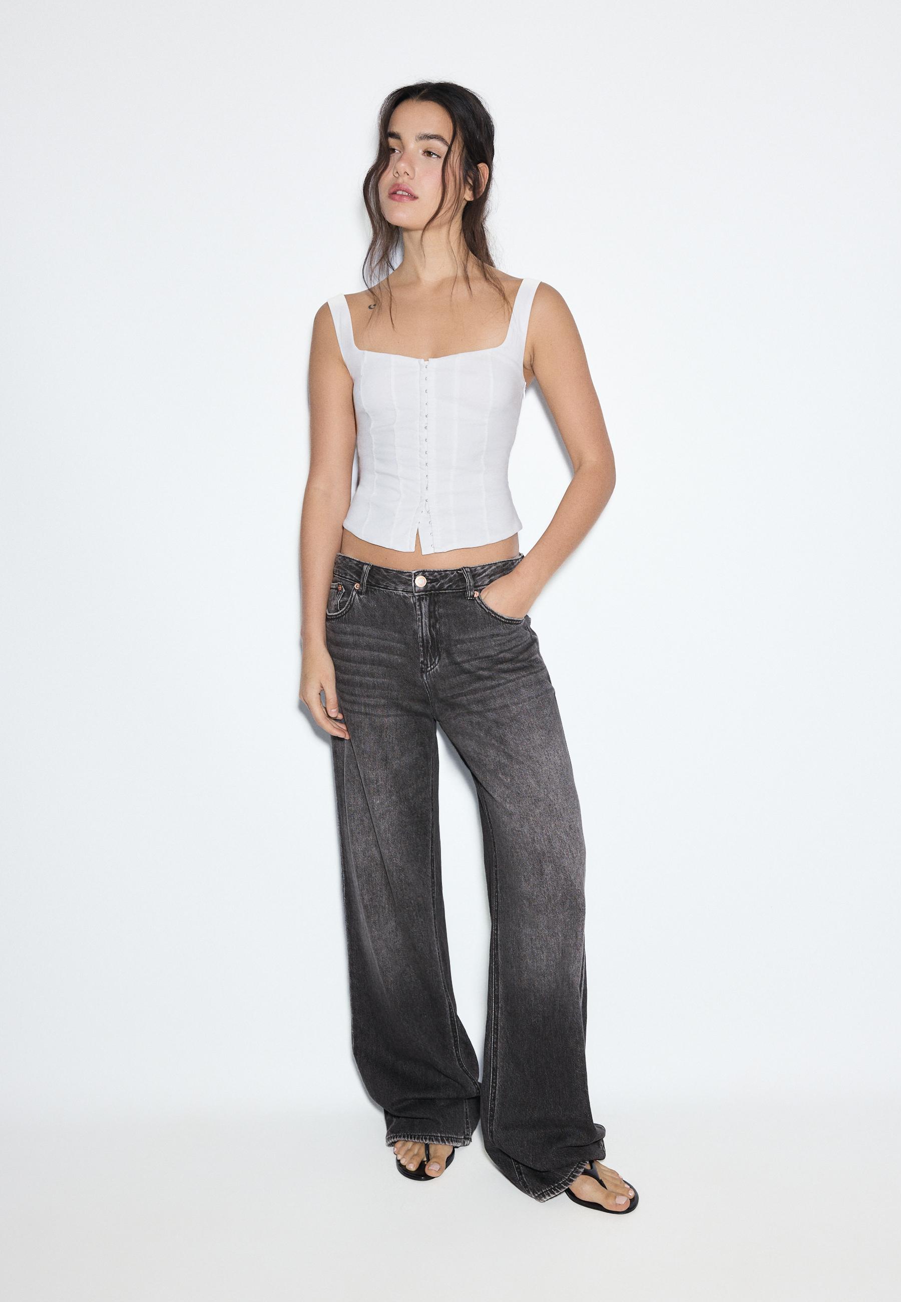 D91 Low wide-leg jeans