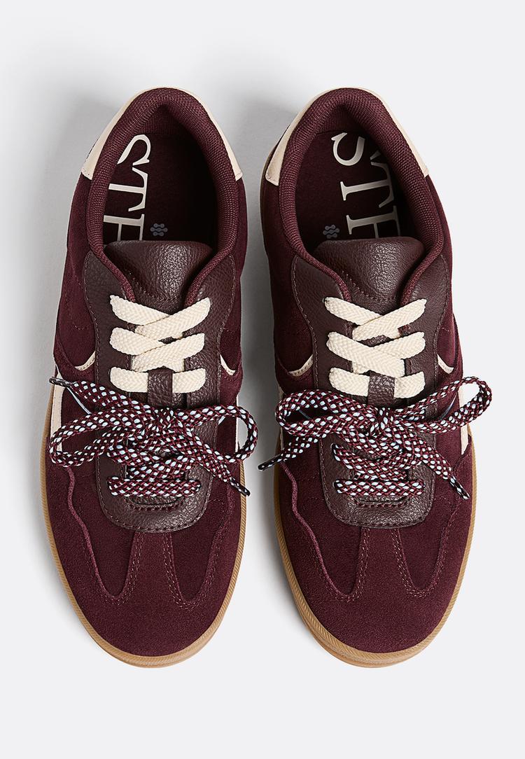 zapatilla casual serraje