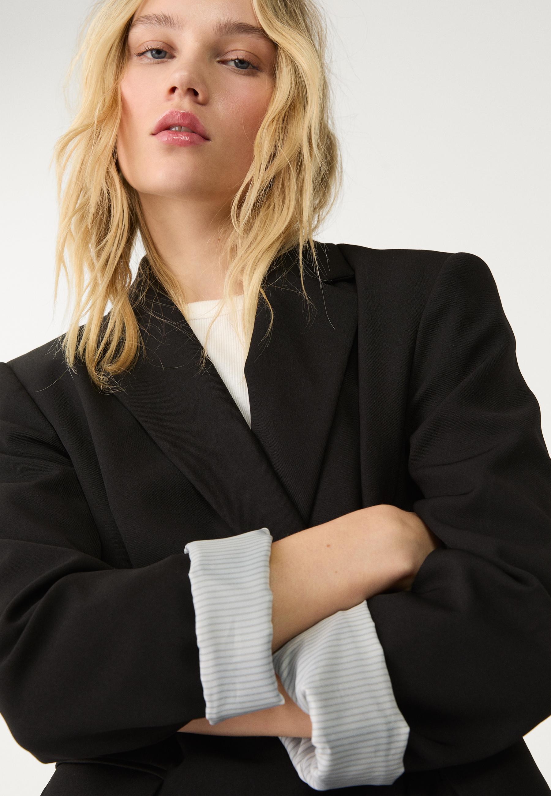 Slim fit double-breasted blazer — Black
