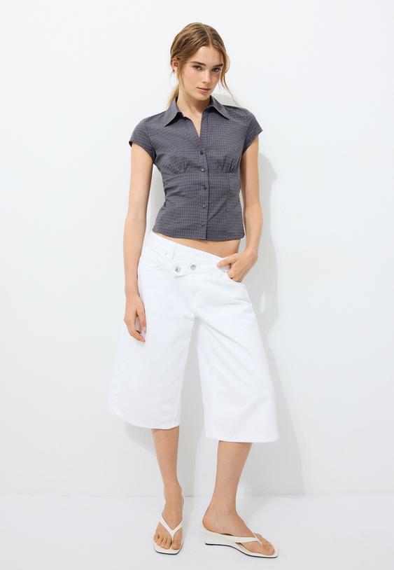 Stradivarius Under-Bust Short Sleeve Shirt Dark Grey M