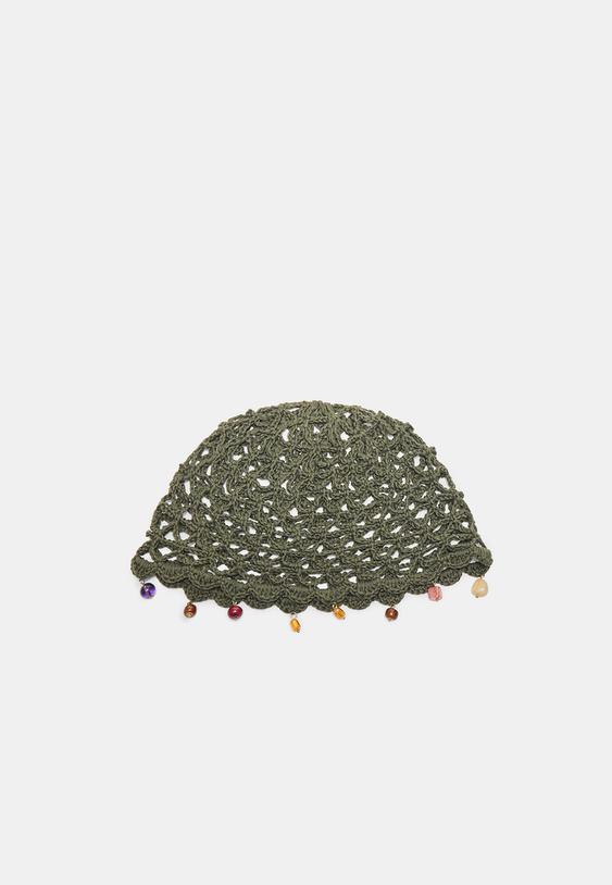 casquete piedrecitas