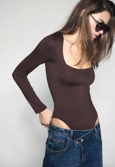 Long sleeve square neckline bodysuit — Brown 1