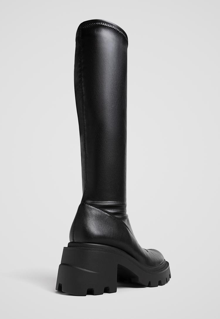 plateaustiefel-mit-absatz