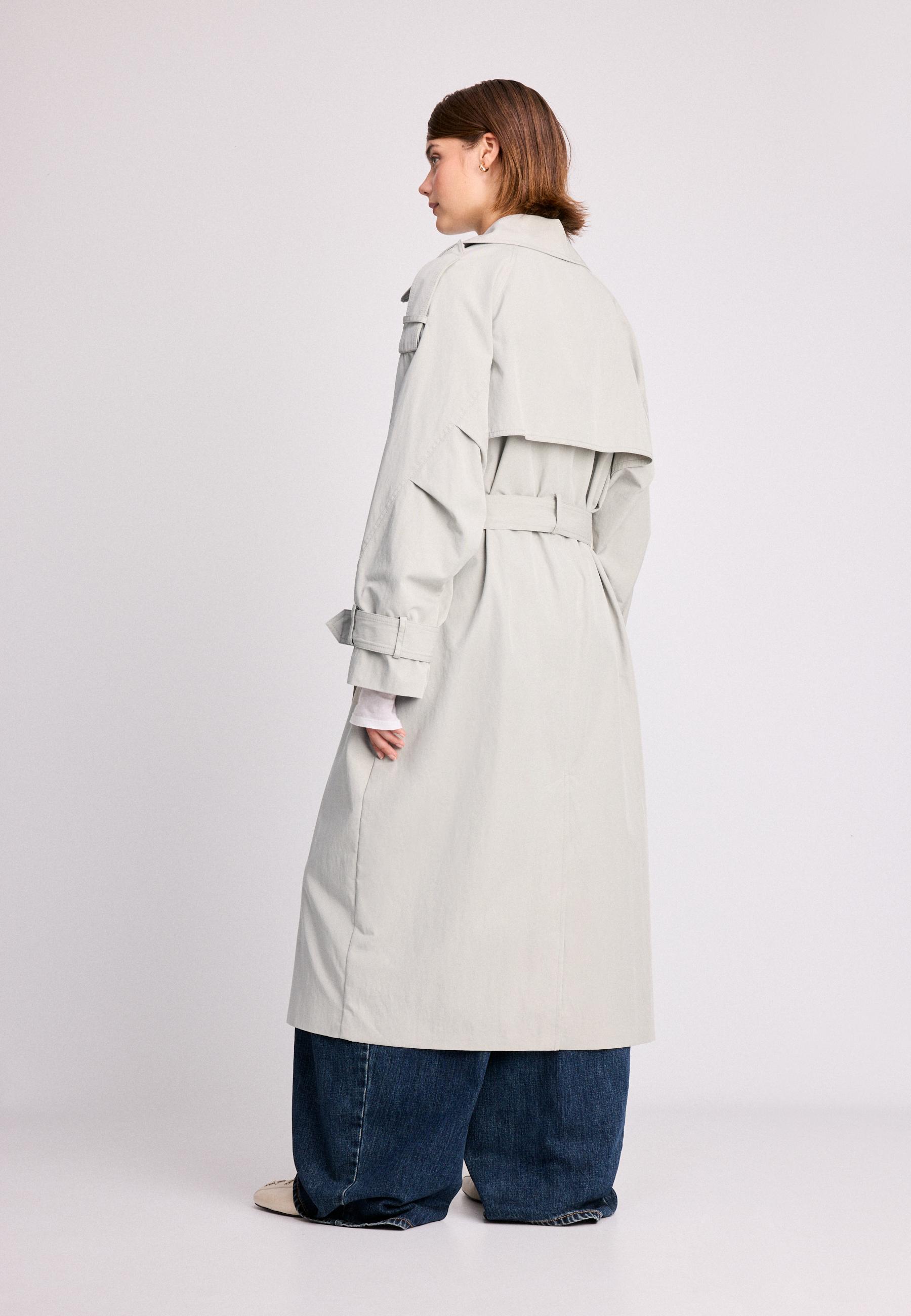 Oversize trench coat — Ecru