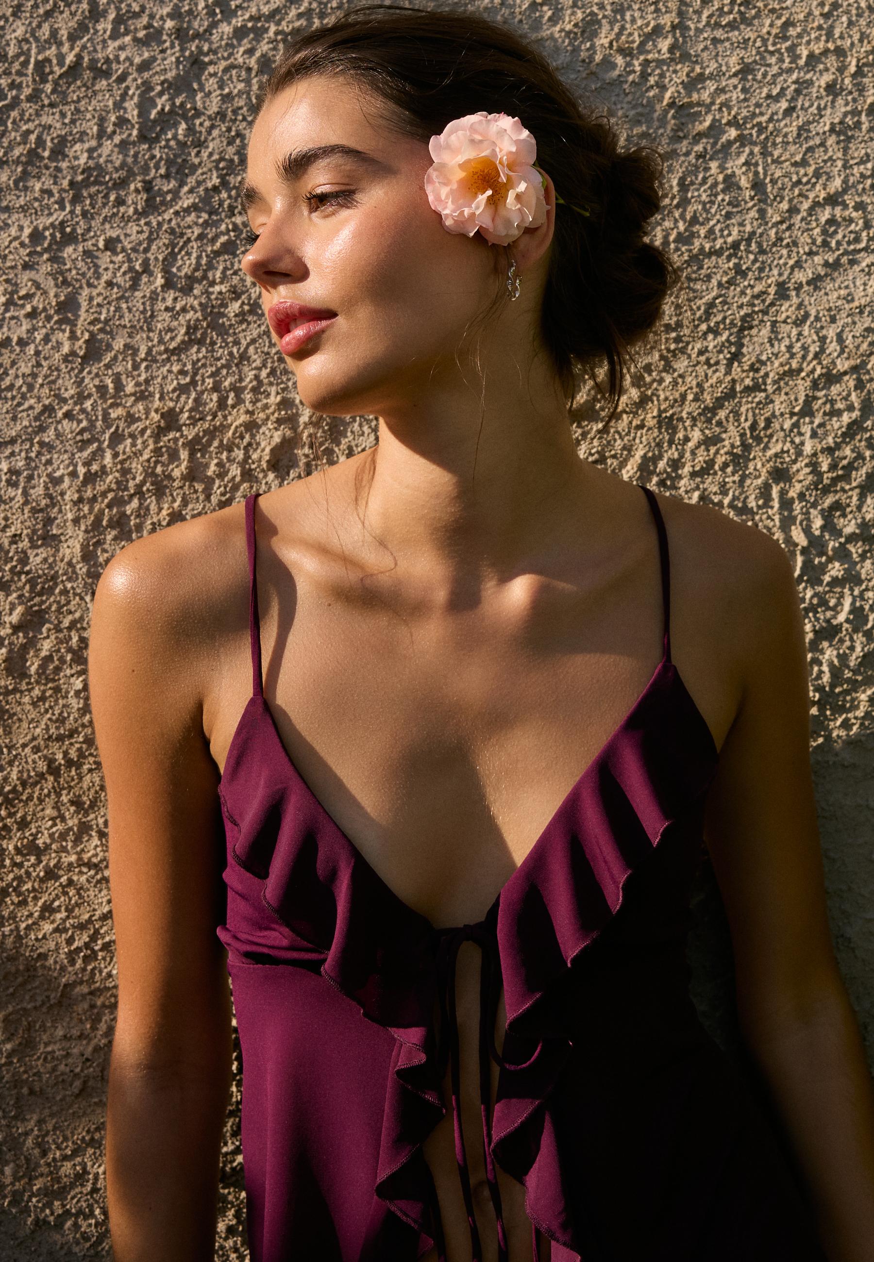 Ruffled strappy top — Purple