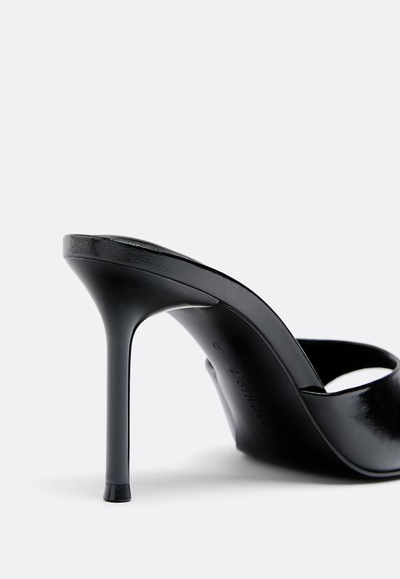Stradivarius Heeled Mule Sandals Black 3