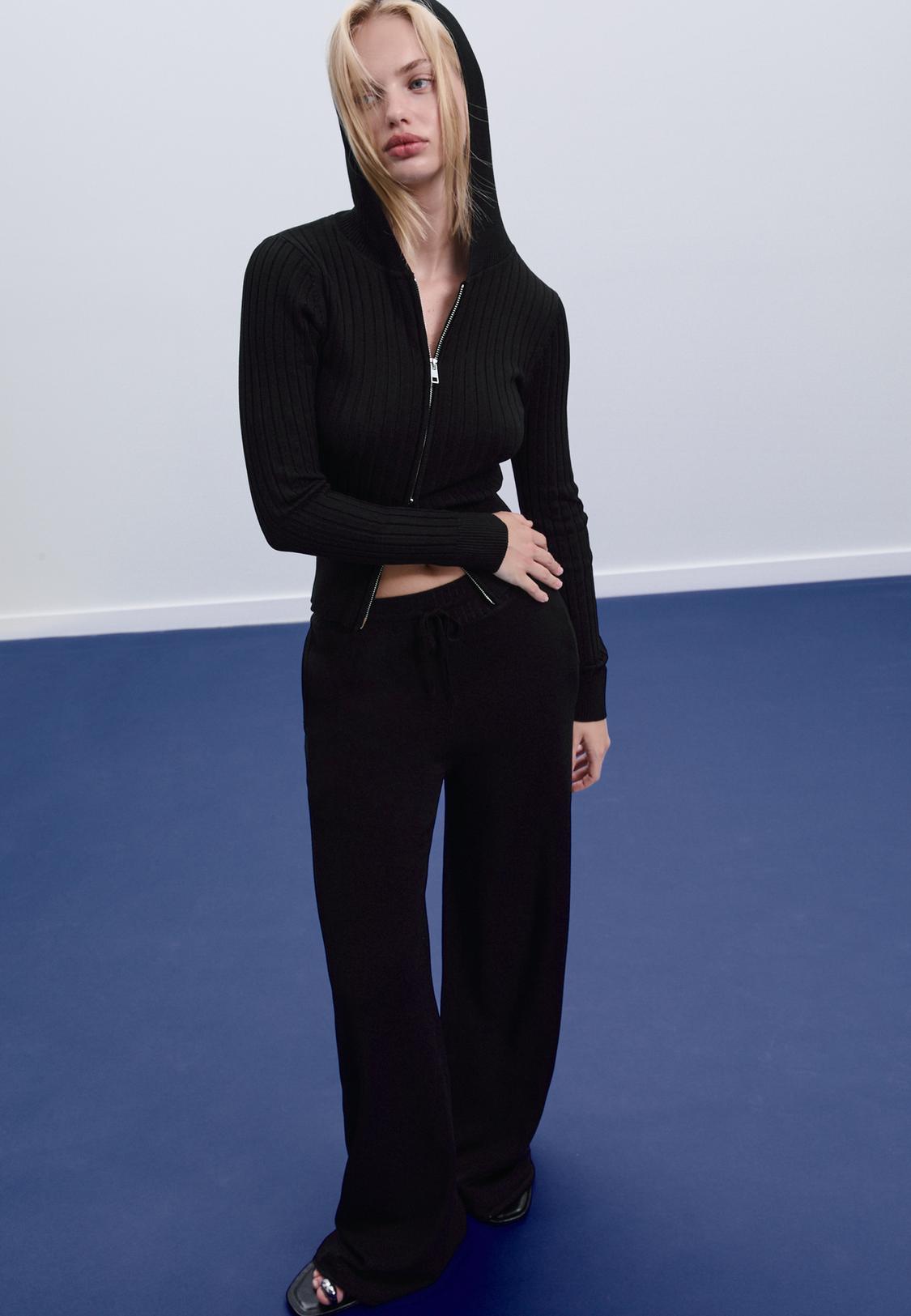 Celana panjang rajut