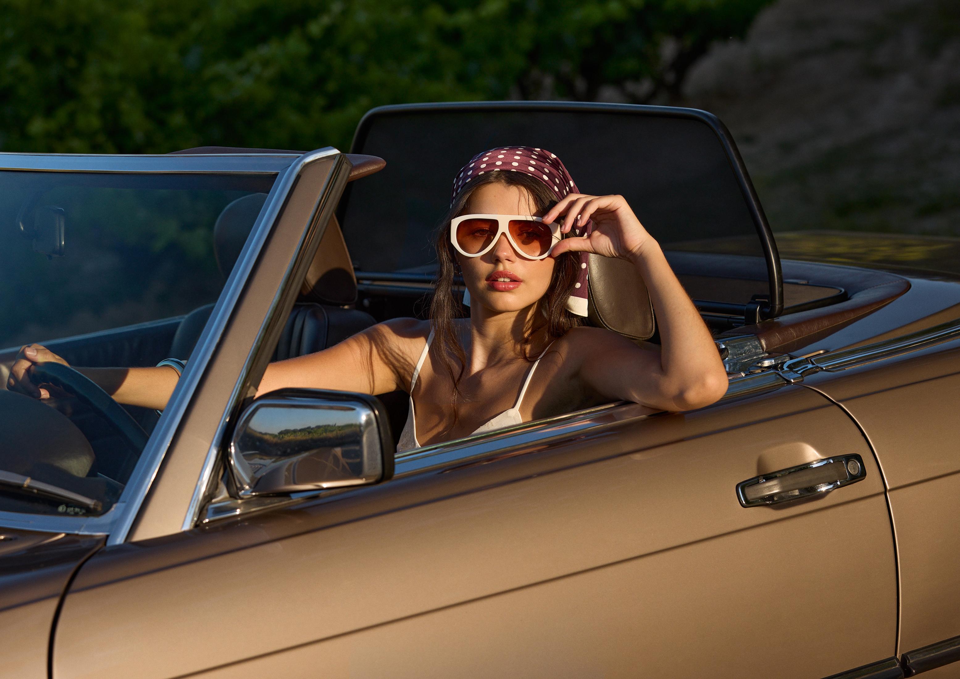 Resin sunglasses — Ecru