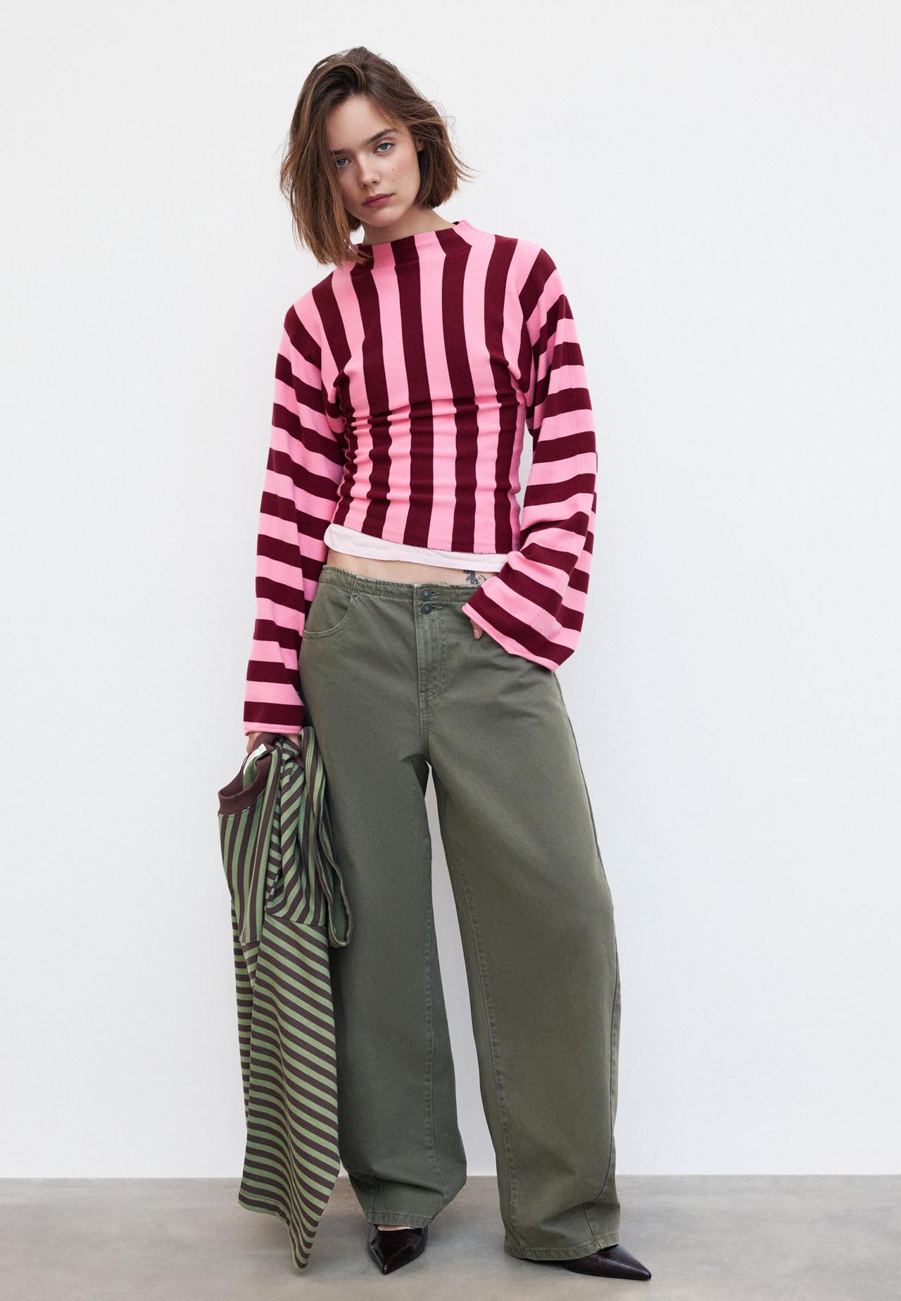 Knit jumper with kimono sleeves and stand collar — Bubblegum pink