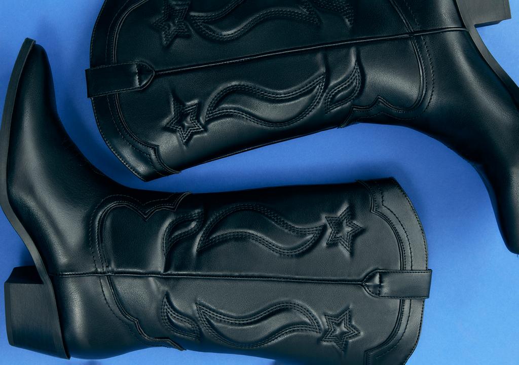Heeled cowboy boots