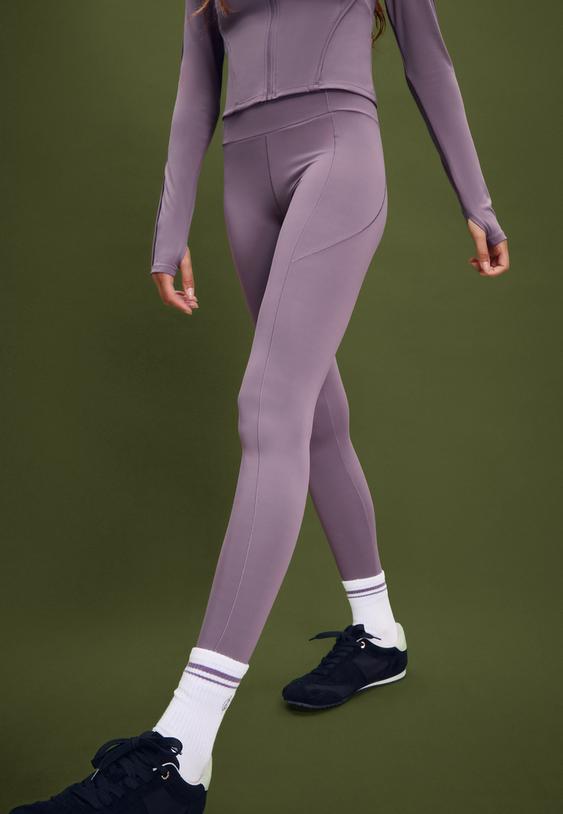 leggings tobilleros recortes