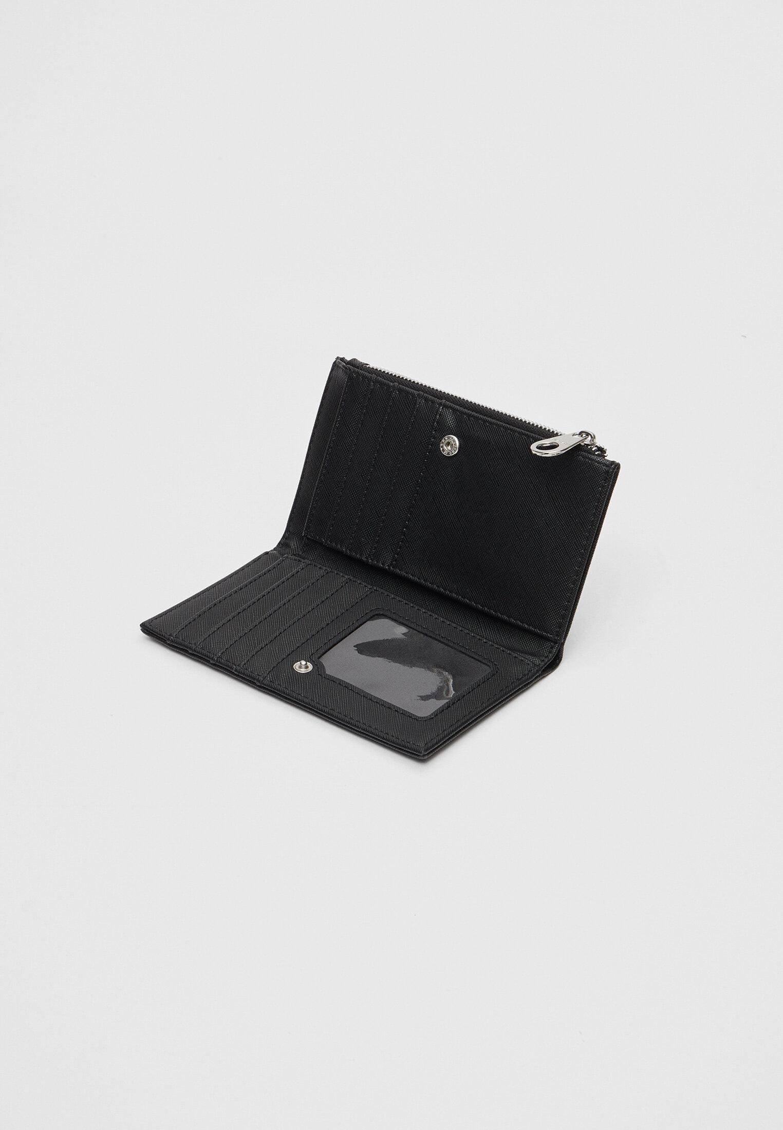 Basic zip-up purse — Black