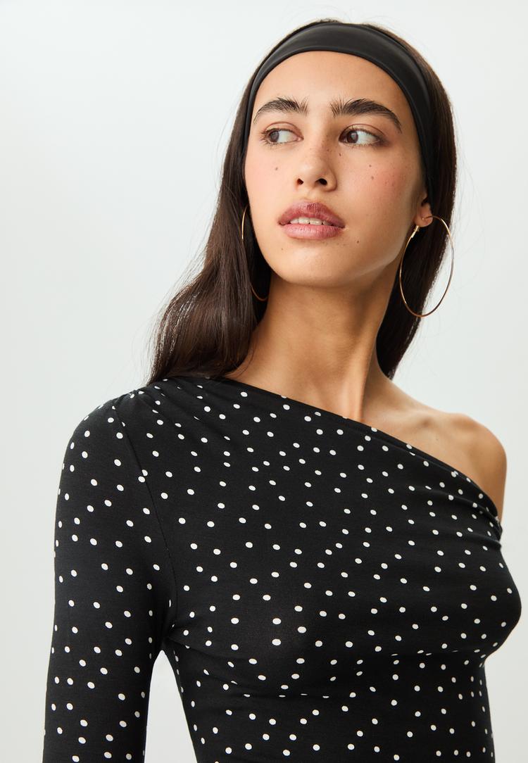 vestido corto topos