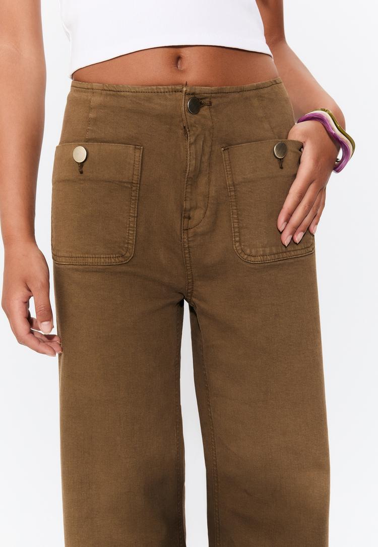 d77 pantalon minimal bolsillos