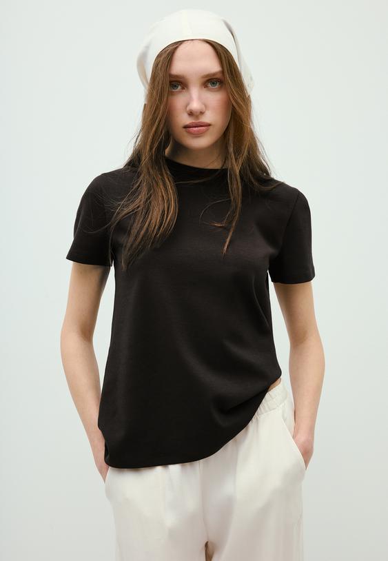 tshirt basica regular fit toque suave