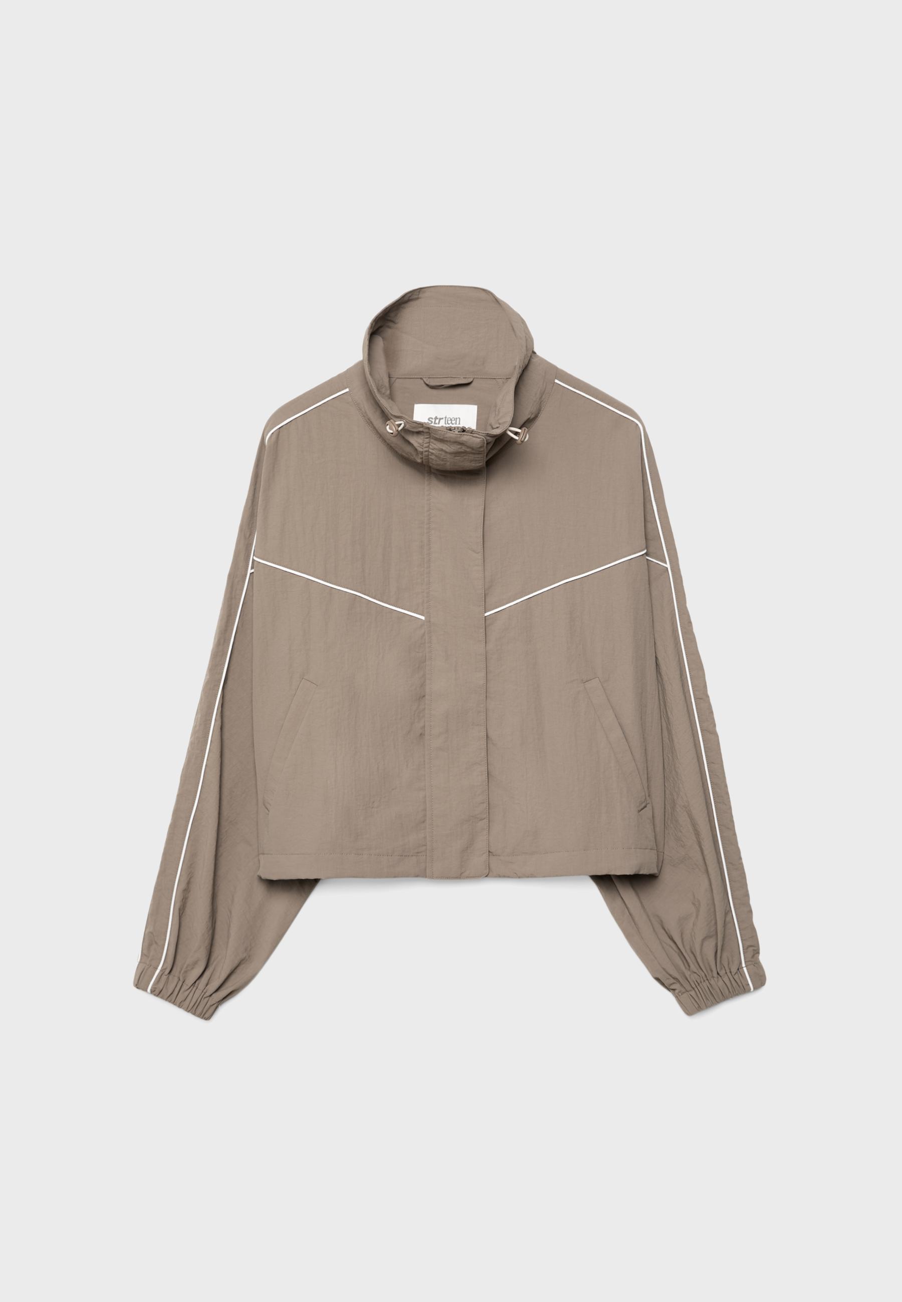 Technical windbreaker — Brown