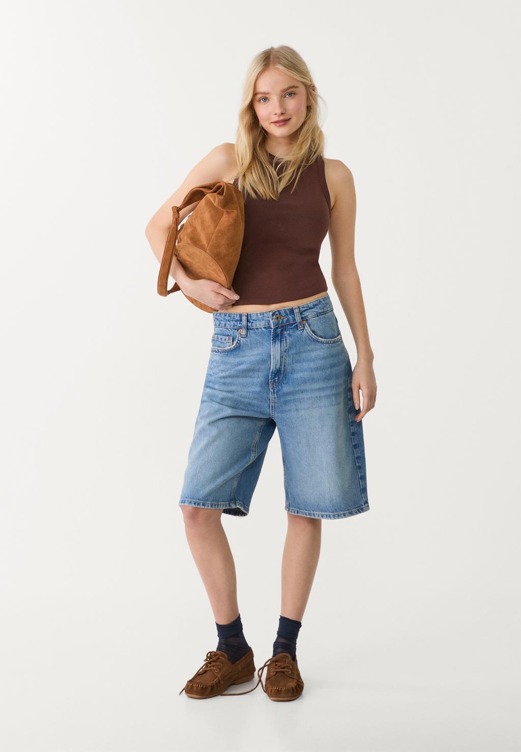 D95 Bermuda jorts