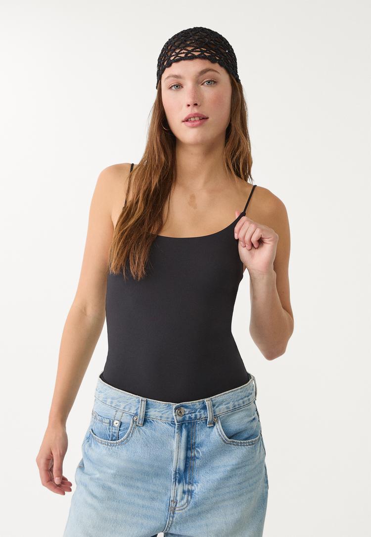 body tirante fino