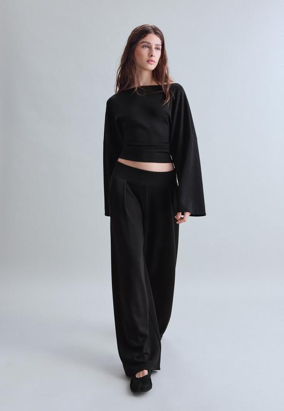 Stradivarius Soft-Touch Asymmetrical Gathered Sweatshirt Black L