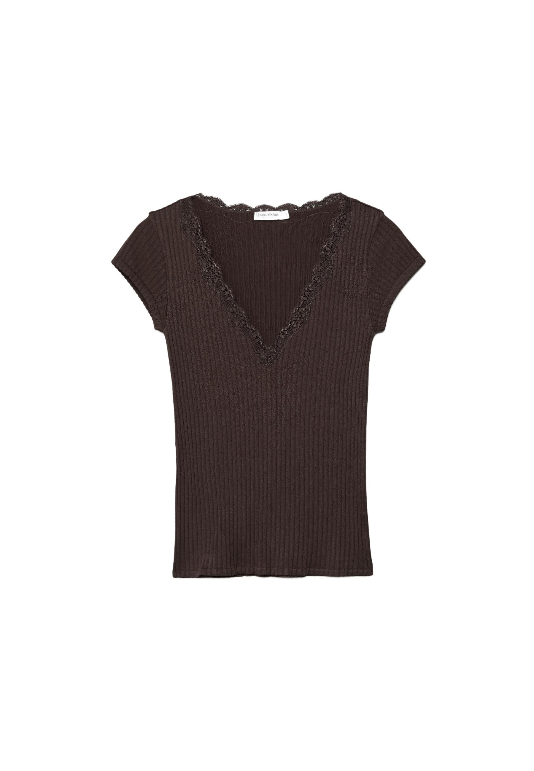 V-neck lace short sleeve T-shirt — Brown