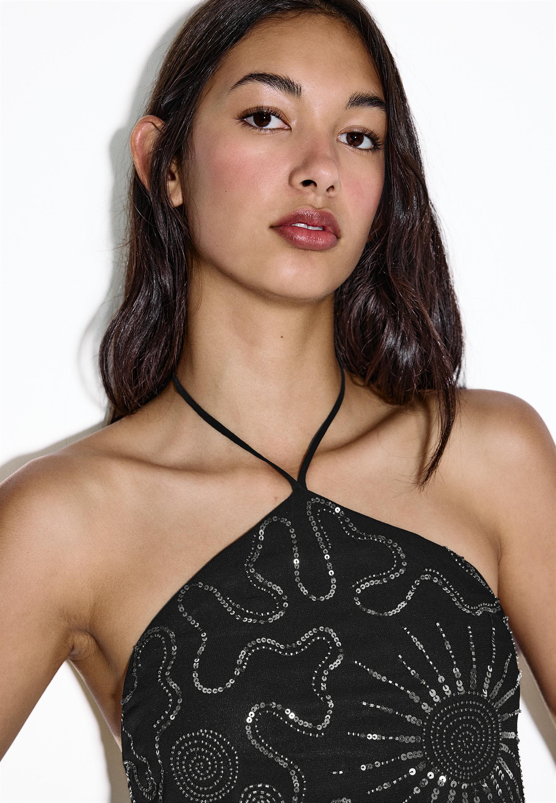Embroidered halter top — Black