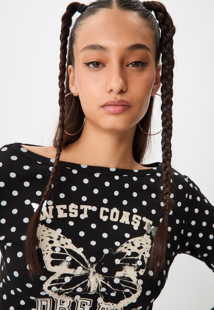 polka dot placement print boat neck t shirt