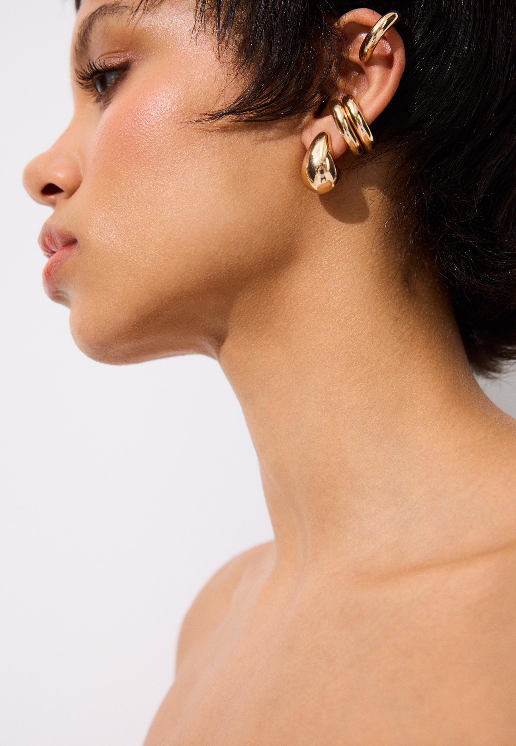 Set of 2 earrings and ear cuffs — Gold