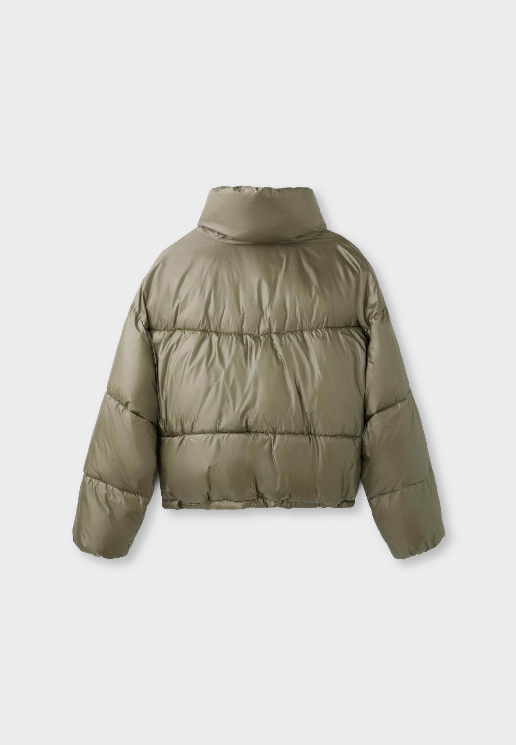 Stradivarius Parlak dik yaka crop şişme ceket görsel 5