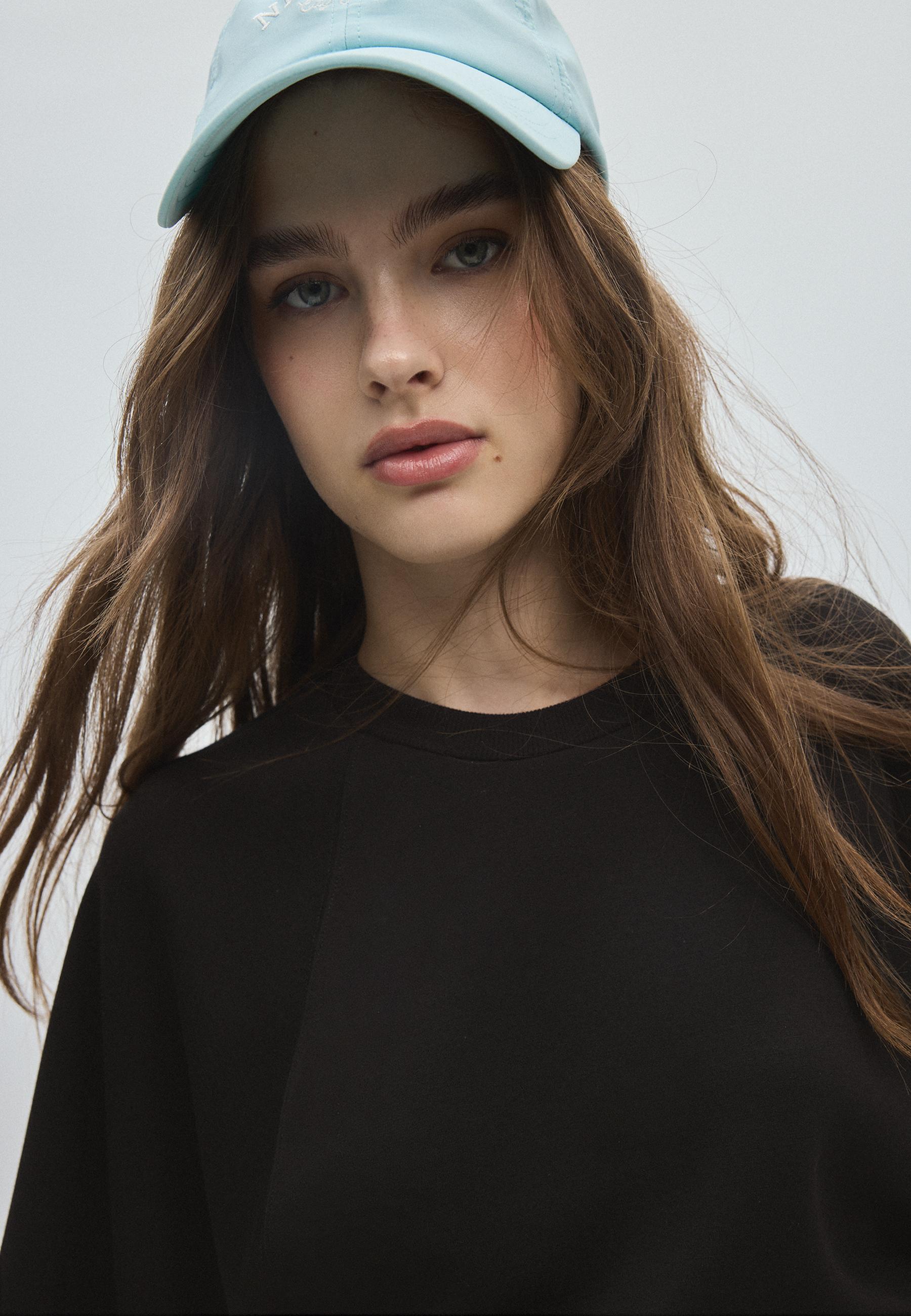 Soft-touch short sleeve T-shirt — Black