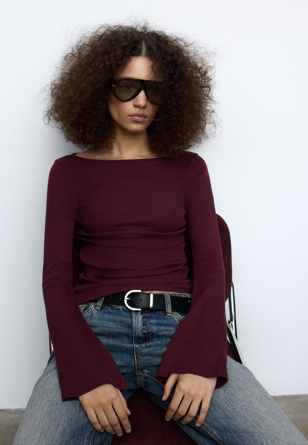 Basic T-Shirt mit ausgestellten Ärmeln