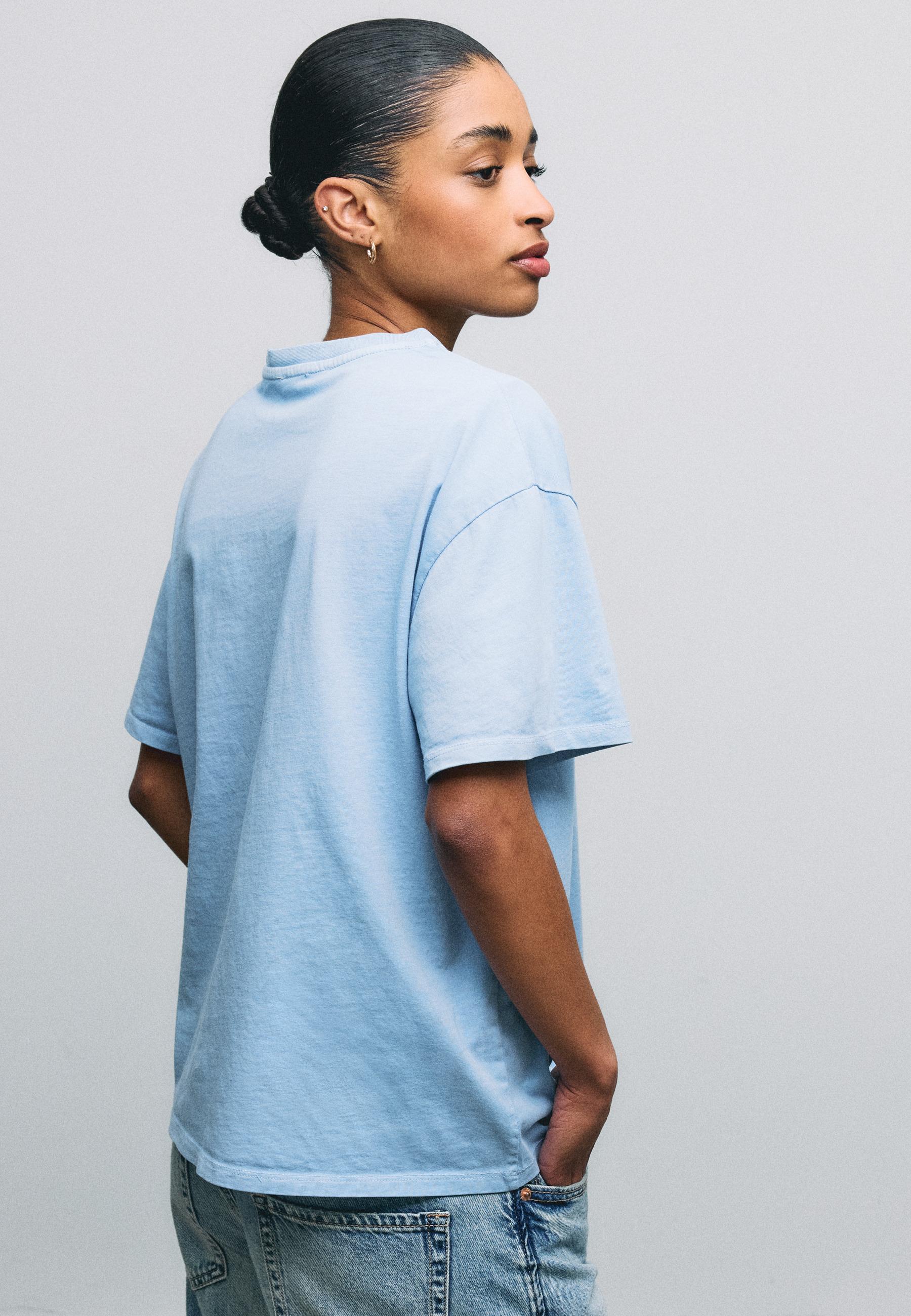 Short sleeve T-shirt with graphic and appliqué — Royal blue